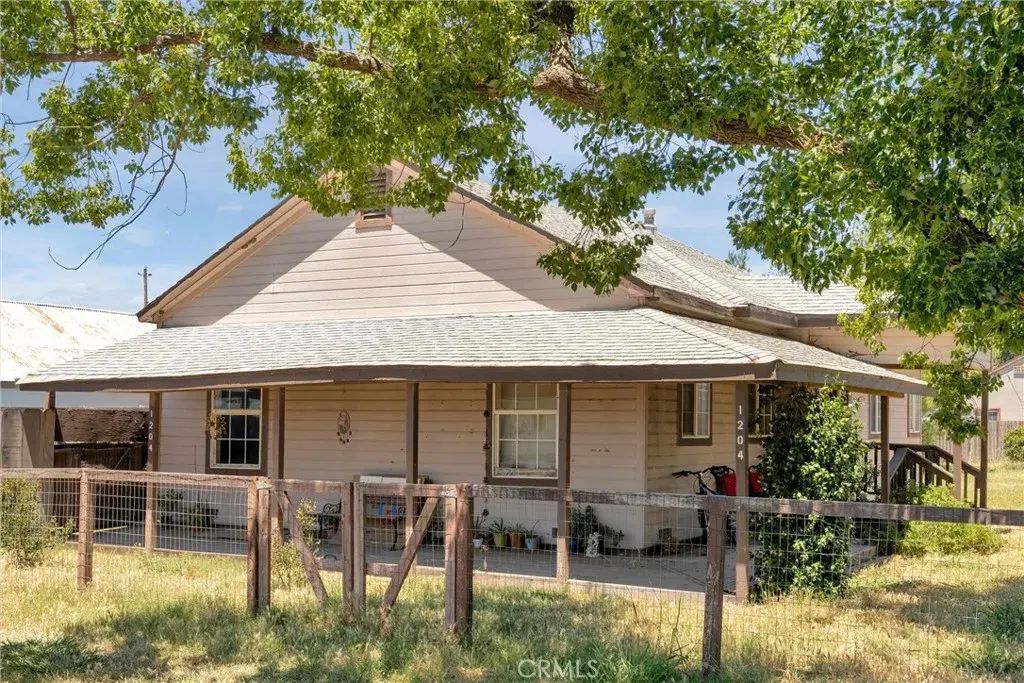 1204 School Street, Richvale