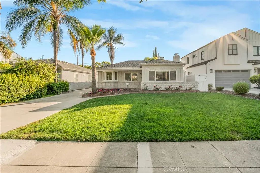1123 Florence, Burbank