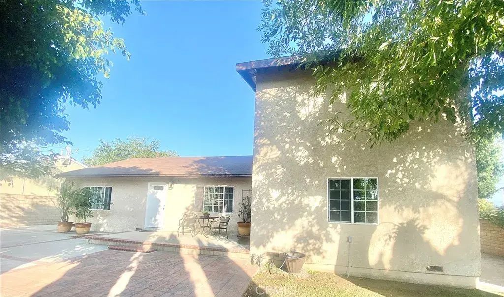 13198 Brand Boulevard, San Fernando