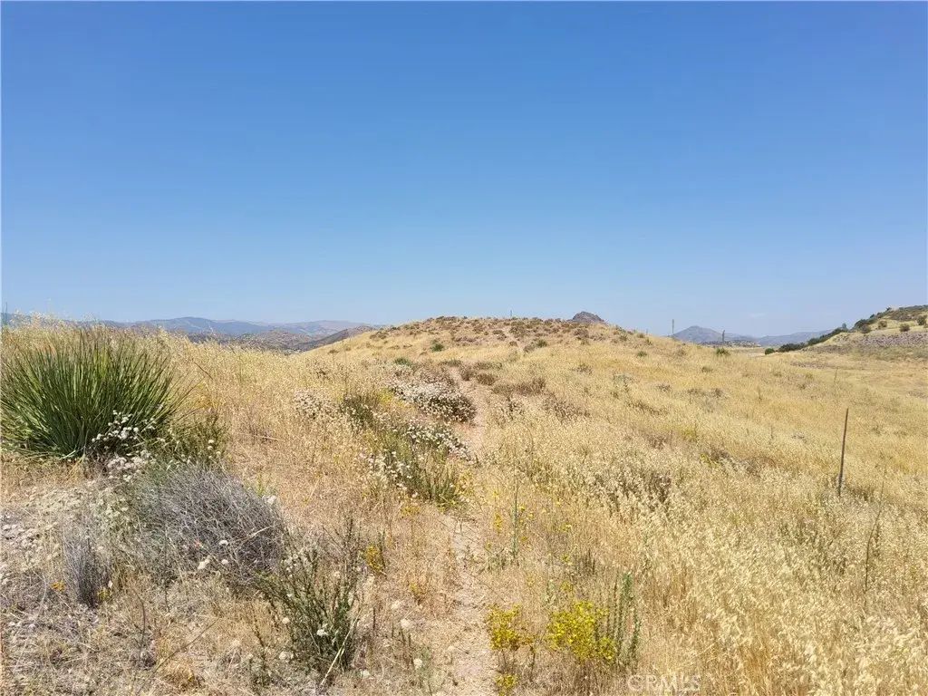 9, Agua Dulce