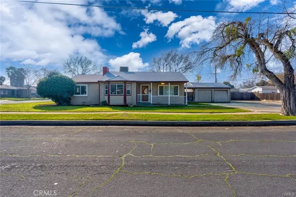 598 E 19th, Merced