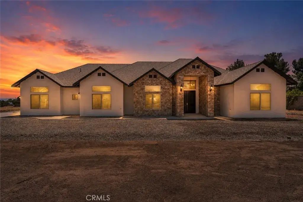 8755 Maple, Hesperia