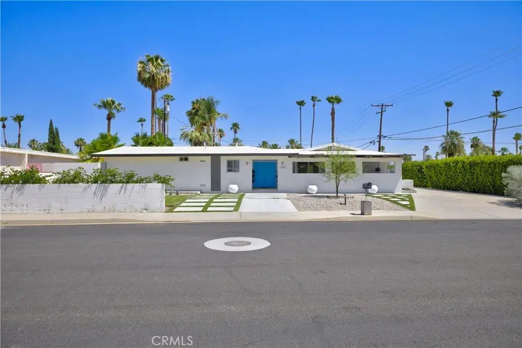 2080 E Mcmanus Drive, Palm Springs