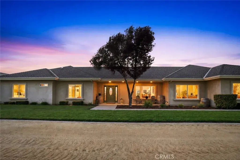 220 Cook Court, Templeton
