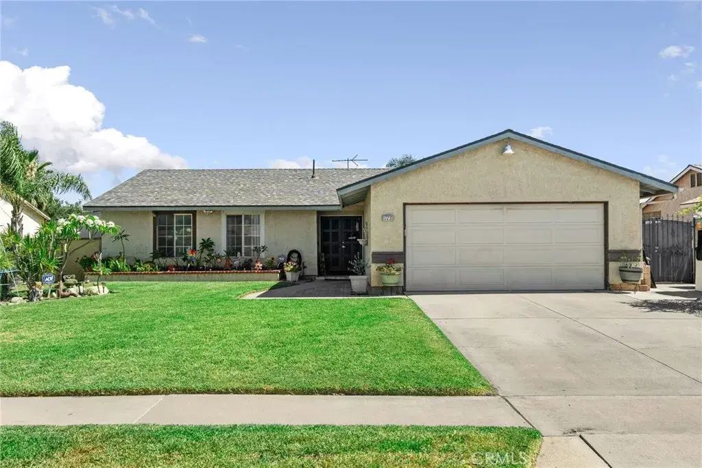 17231 Wabash Avenue, Fontana
