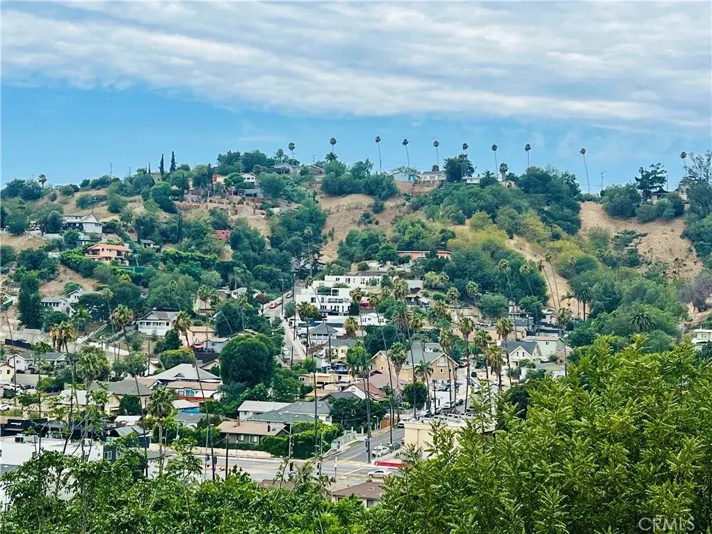4467 Dudley, Los Angeles