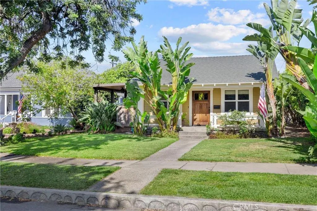 585 N 8th, Upland
