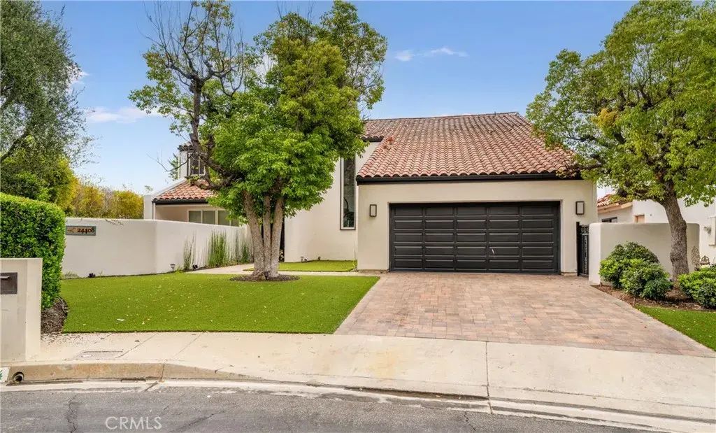 24408 Voltara Court, Calabasas