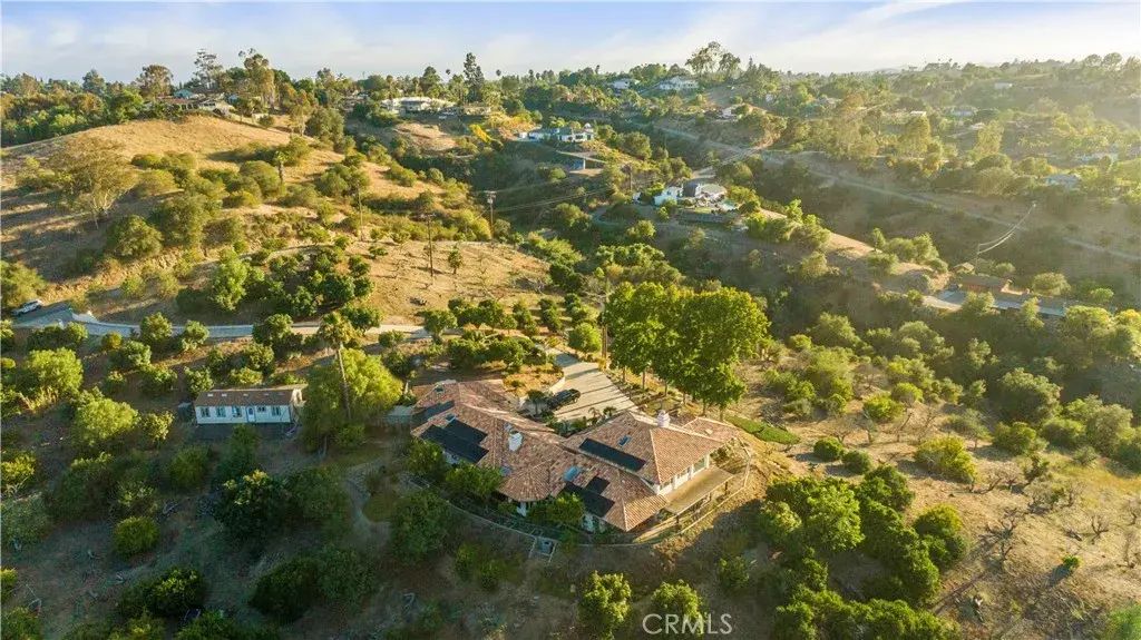 1109 N Stage Coach, Fallbrook