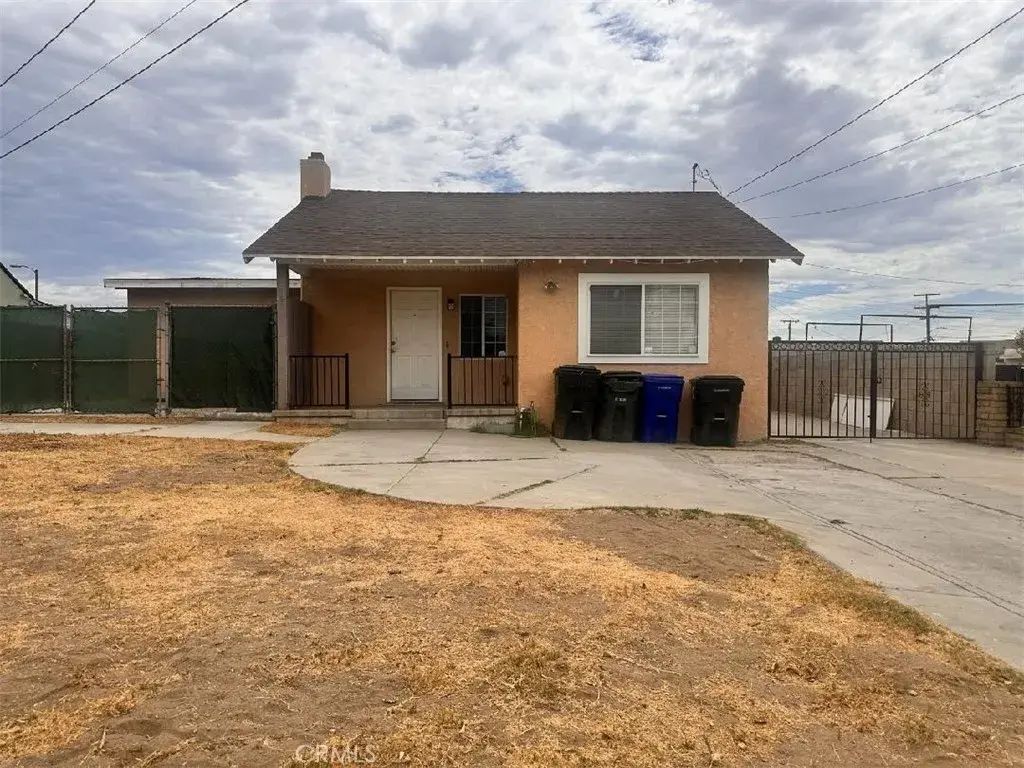 7915 Juniper, Fontana