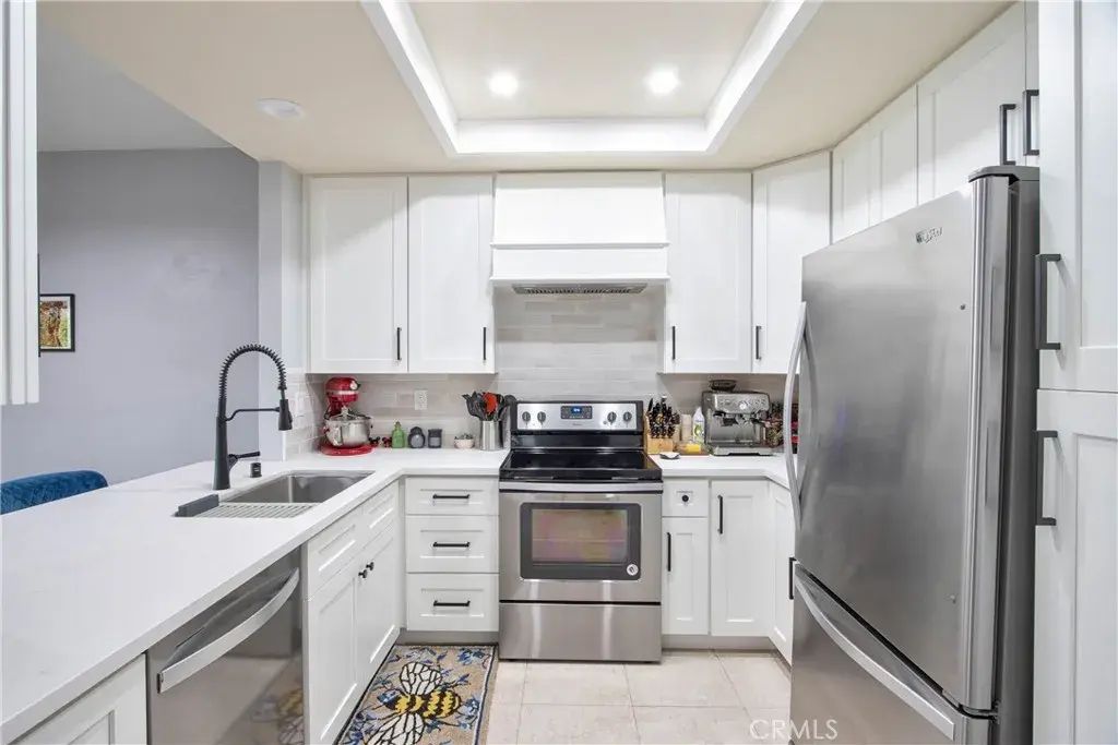 926 Lupine Hills Drive 15, Vista