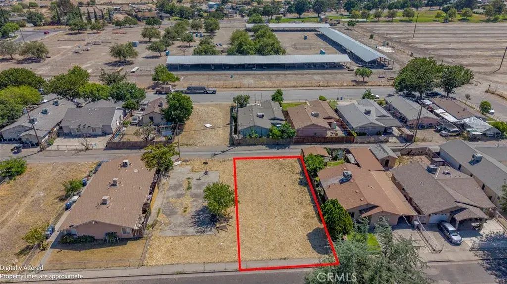 230 E 10th, Merced