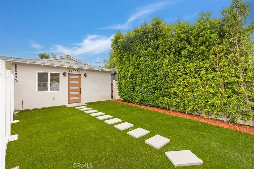 22609 Mariano Street, Woodland Hills