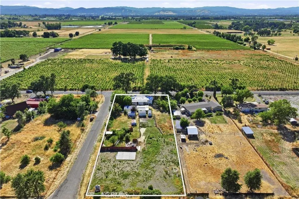 4130 Clark, Kelseyville