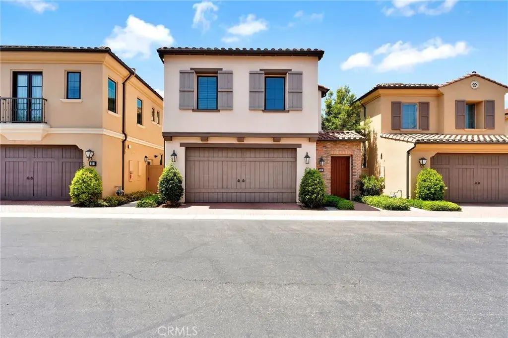 52 Winter Range, Irvine
