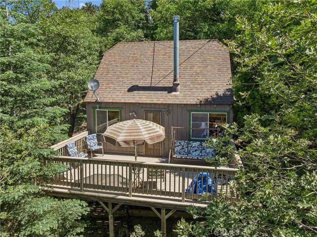 26543 Lakeview, Rimforest