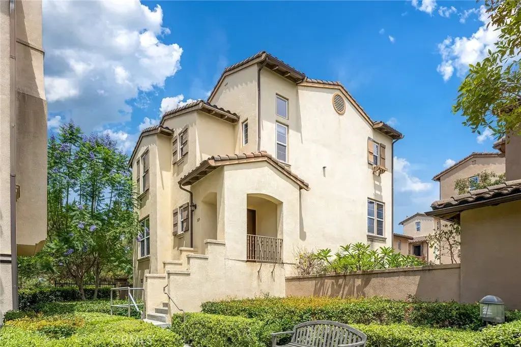 329 Tall Oak, Irvine