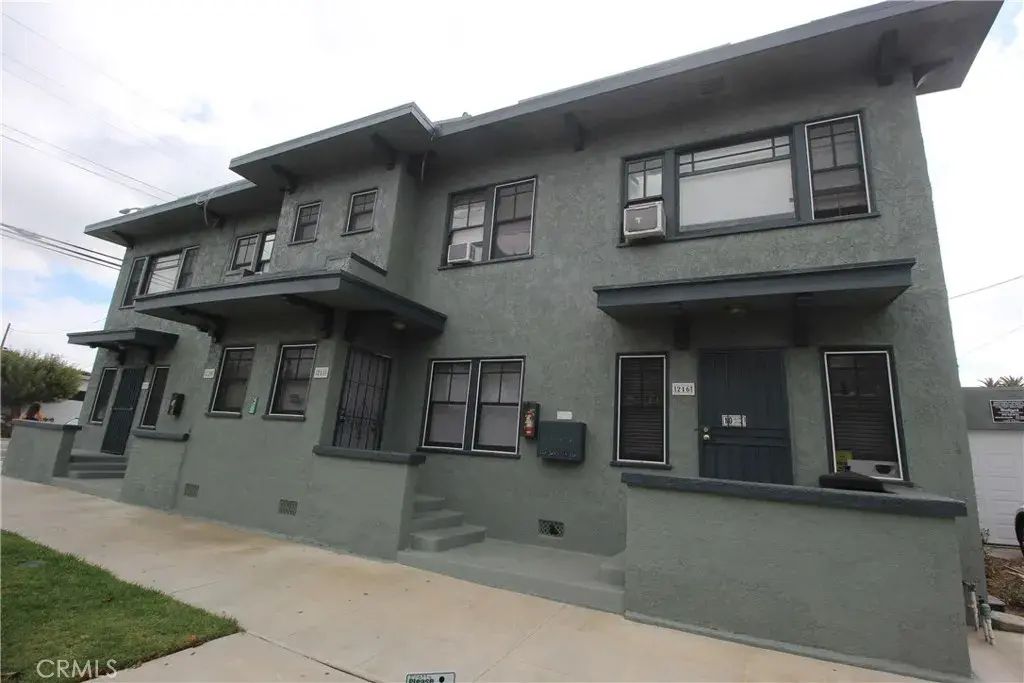 216 Esperanza, Long Beach