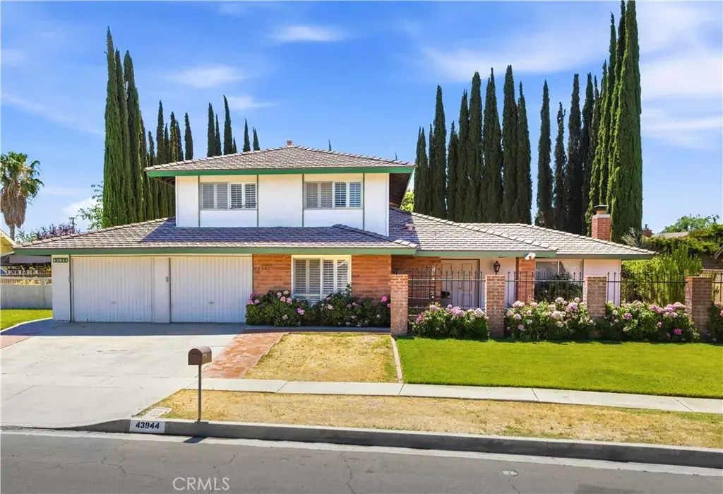 43944 Halcom, Lancaster