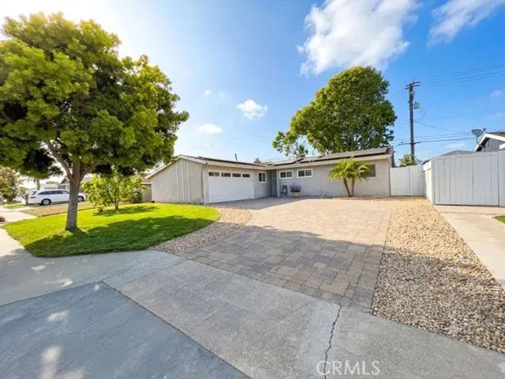 886 Joann Street, Costa Mesa