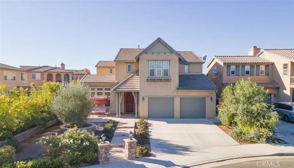 32735 Newham Court, Winchester