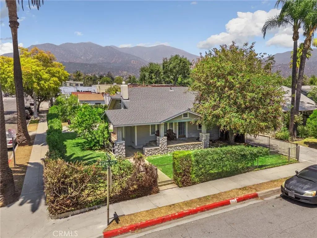 347 Linwood Avenue, Monrovia
