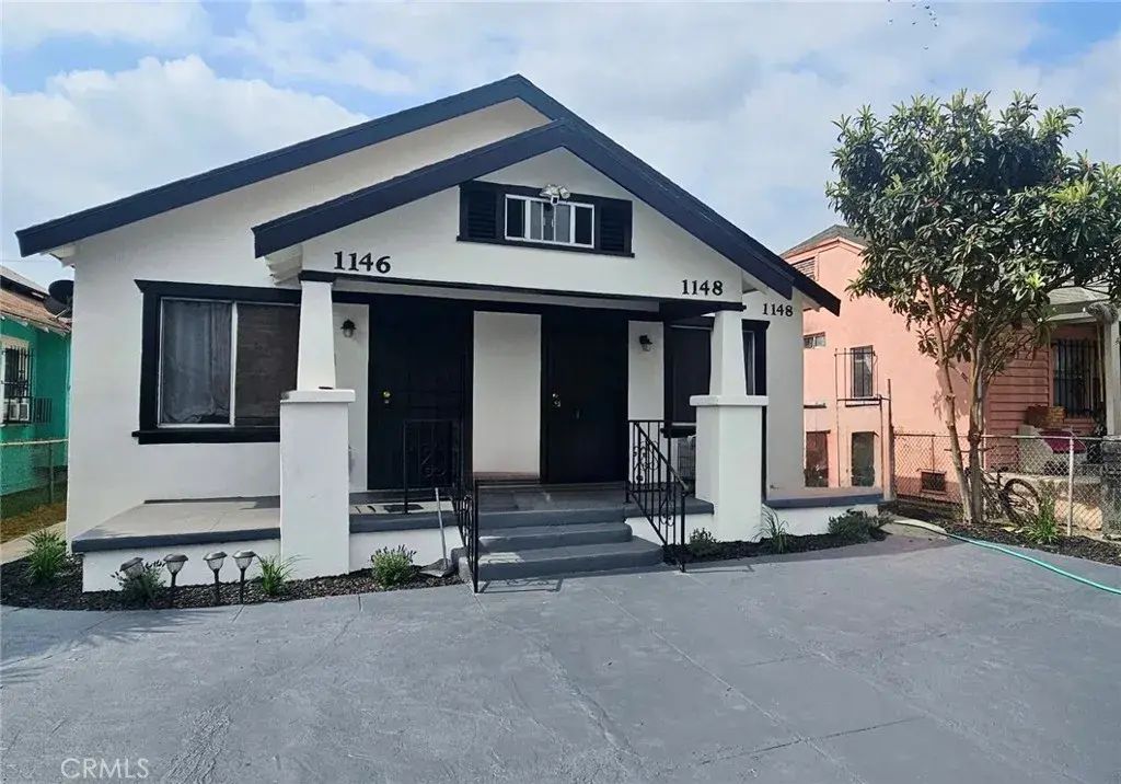 1146 W 52nd, Los Angeles