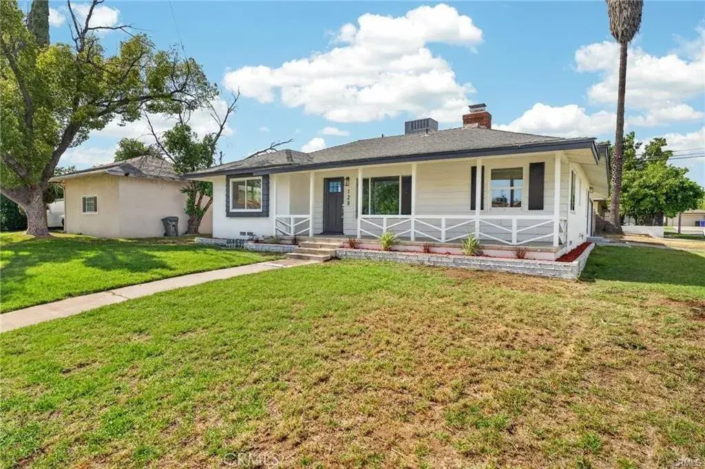 128 W Ramona, Rialto