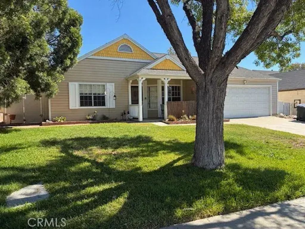 1120 Athena Court, Riverside