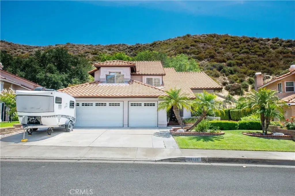 28722 Darrow, Saugus