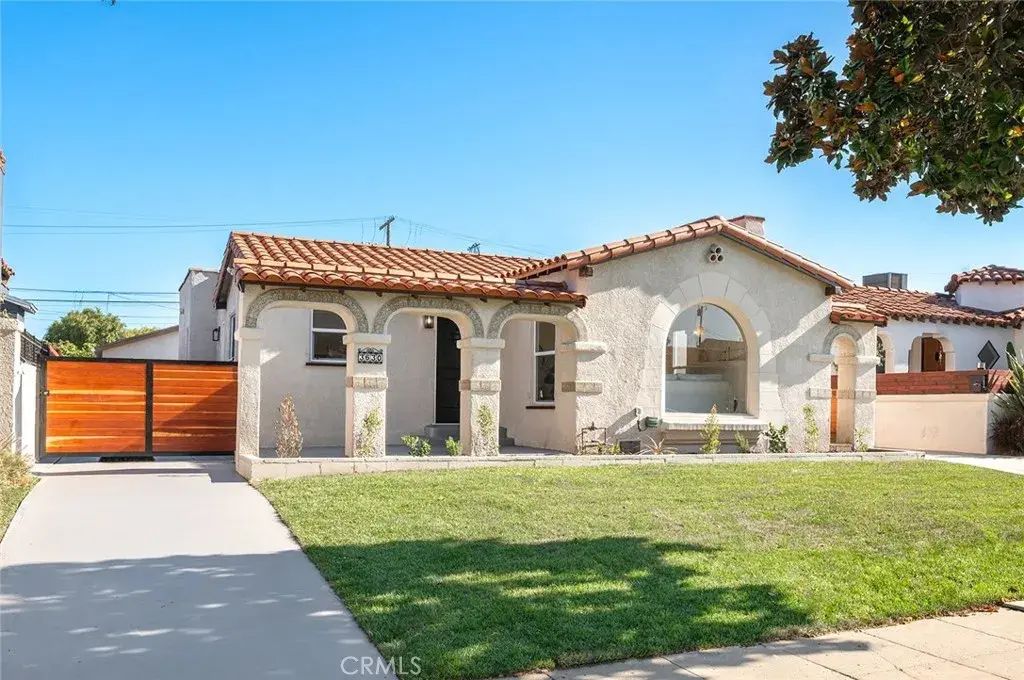 3630 W 61st, Los Angeles