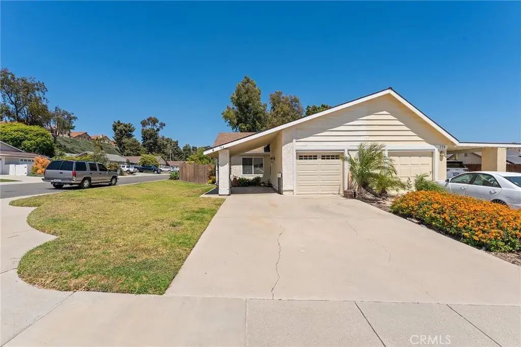 784 Hillcrest Drive, Camarillo