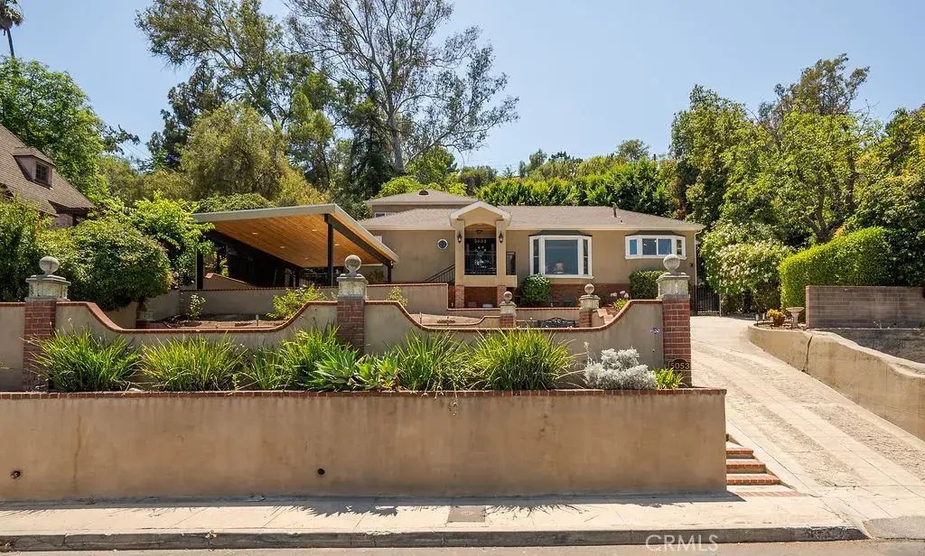 5053 College View Avenue, Eagle Rock