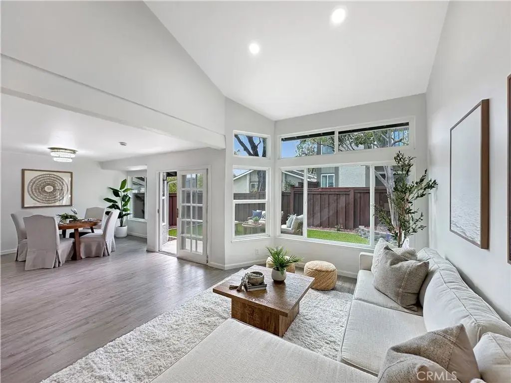 3334 Calle La Veta, San Clemente
