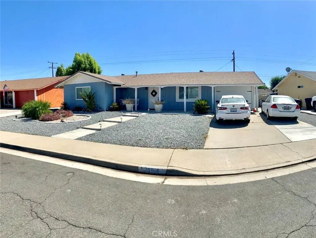28916 Glen Oaks, Menifee