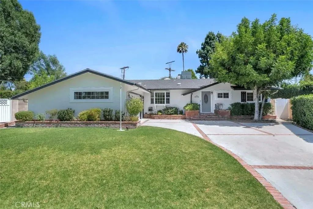16504 Hiawatha Street, Granada Hills