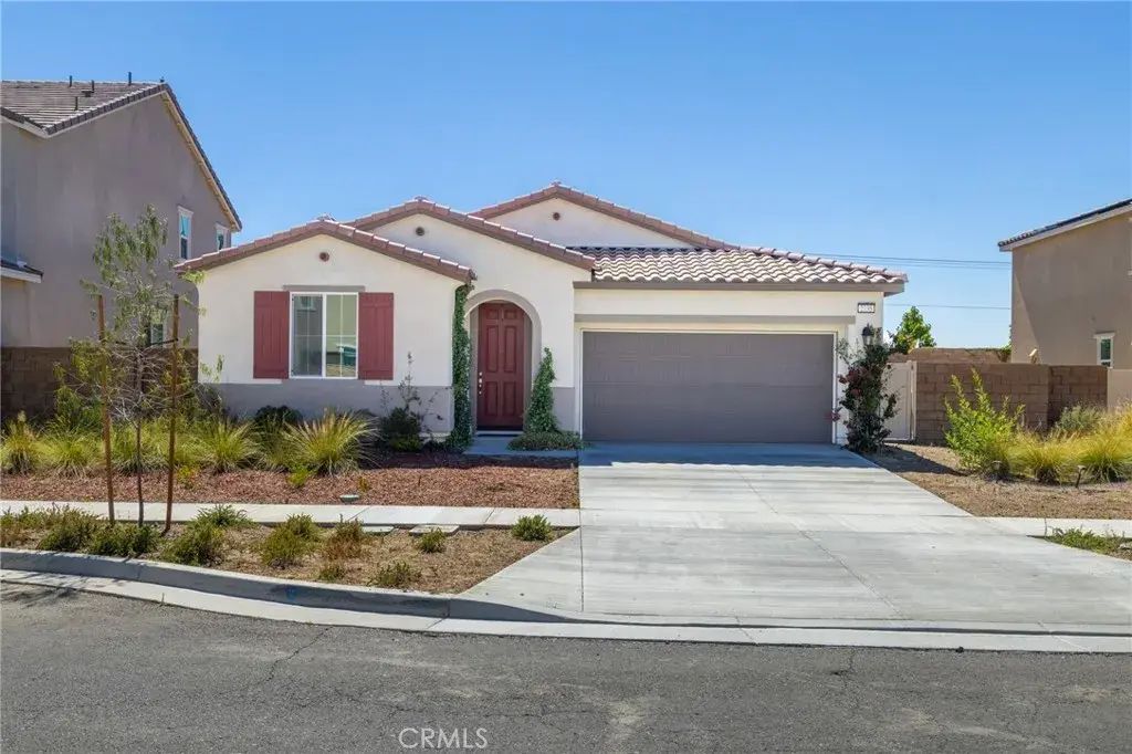 2735 Moonshimmer, Hemet