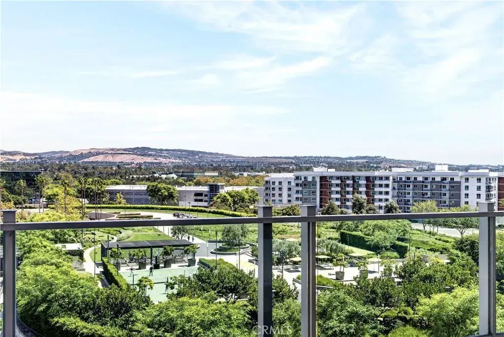 3141 Michelson 805, Irvine