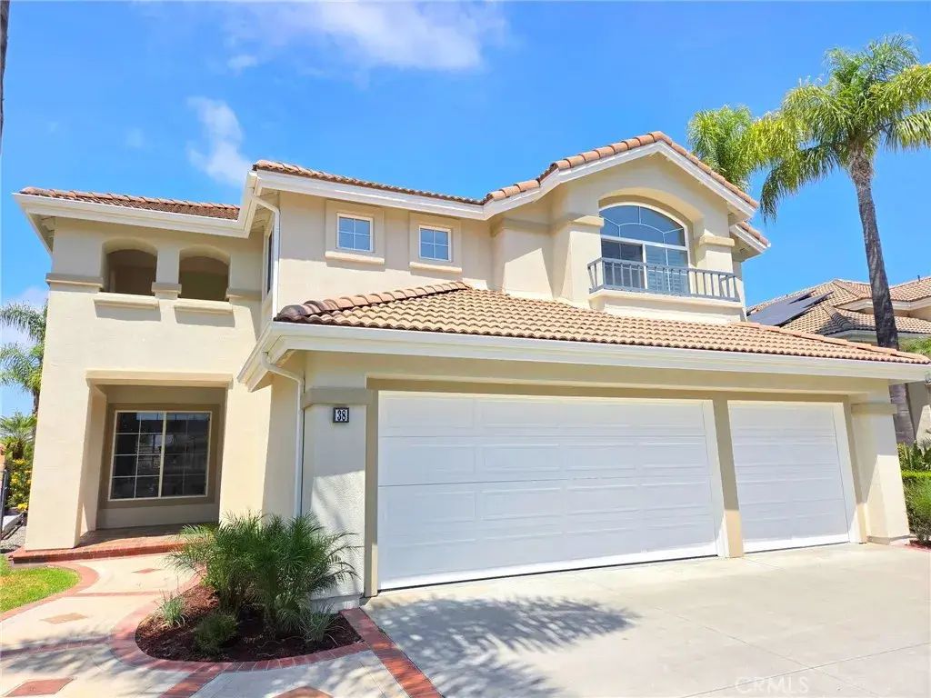 38 Hawk Hill, Mission Viejo
