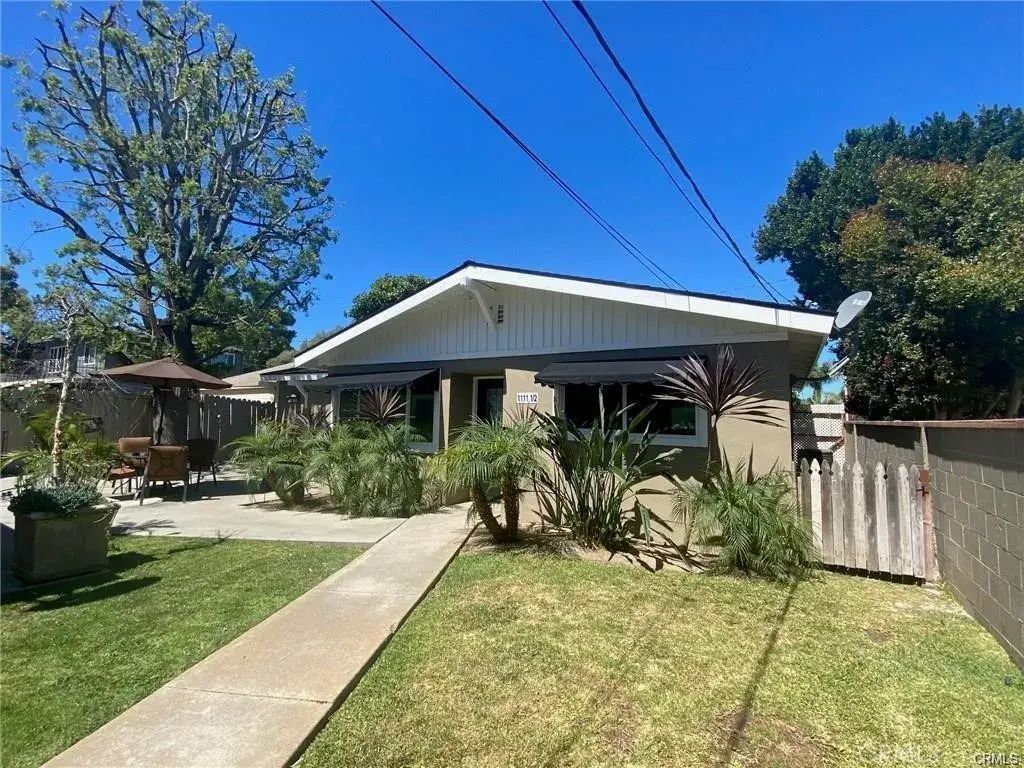 1111 Lake Street 1/2, Huntington Beach