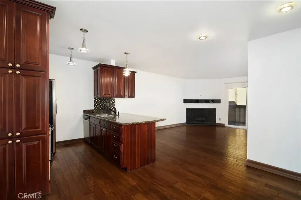 355 S Madison Avenue 310, Pasadena