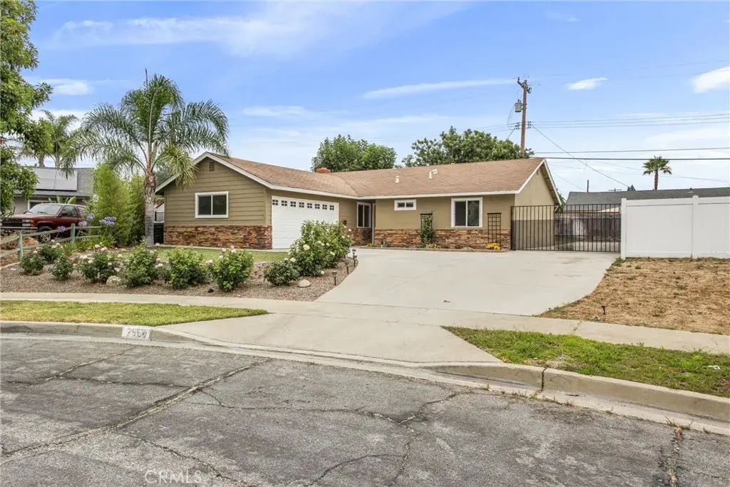 2960 Sterling, Pomona