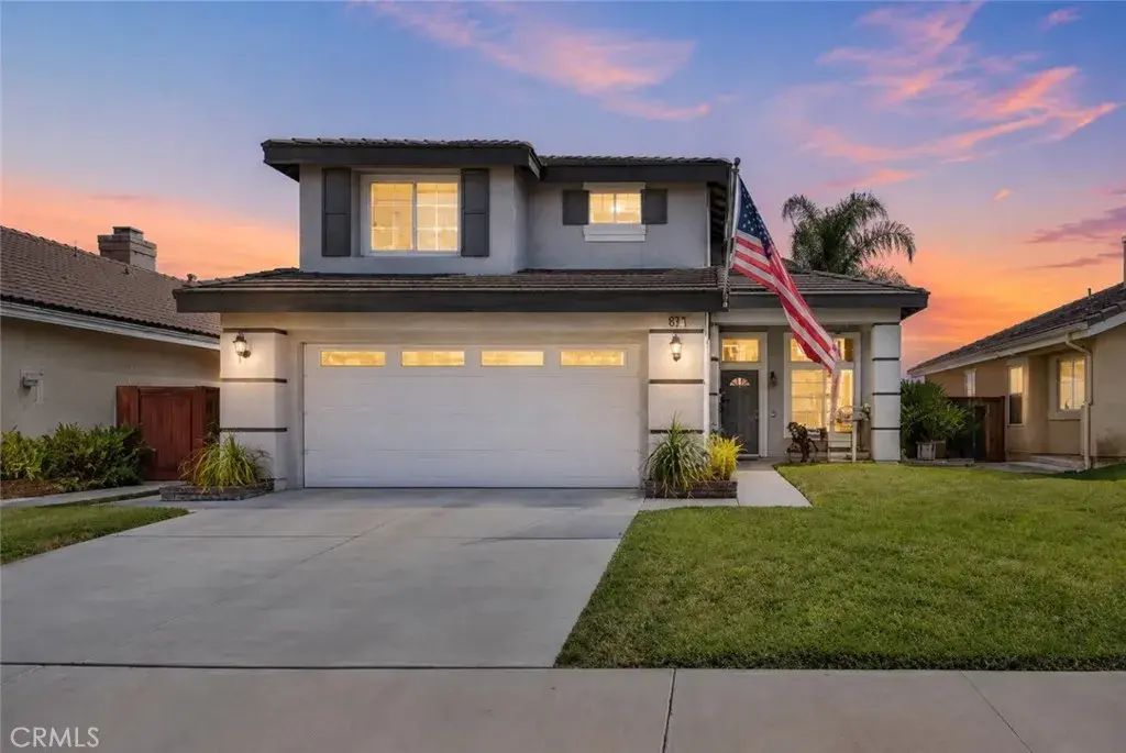 937 Ferndale, Corona