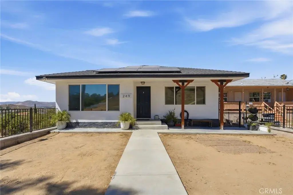 249 E Graham, Lake Elsinore