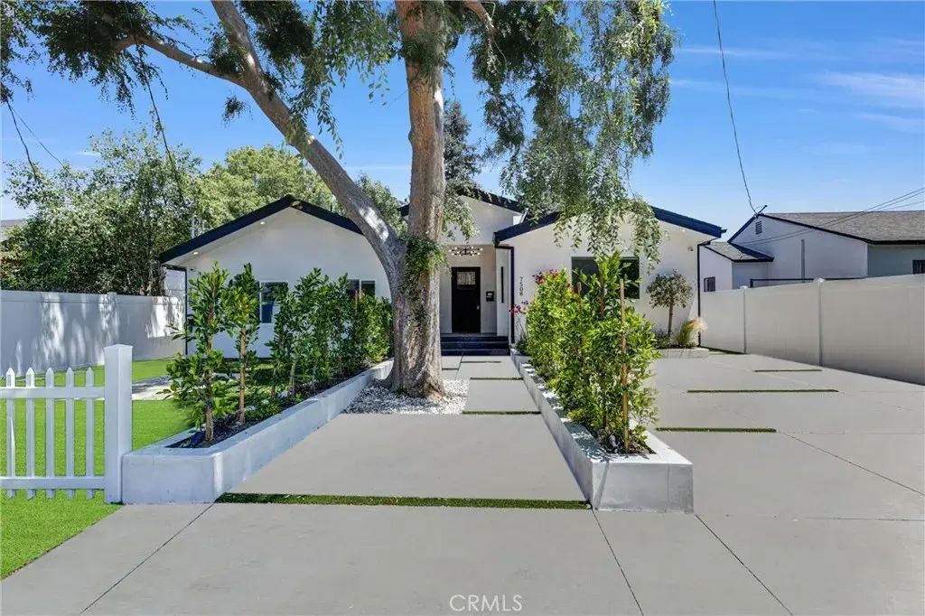7508 Claire Avenue, Reseda