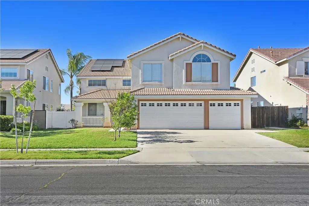 1051 Winthrop Drive, Corona