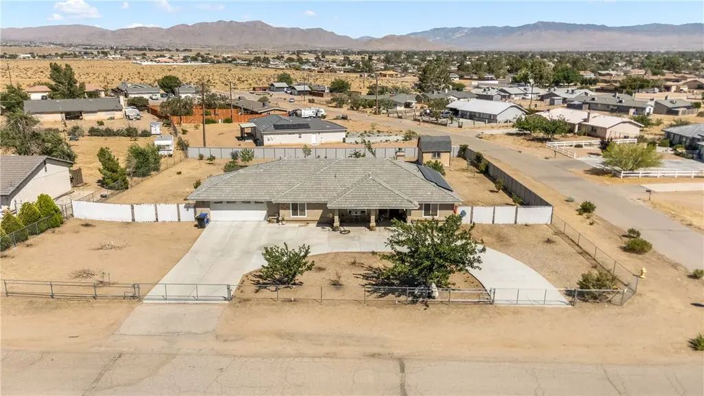 16209 Serrano Road, Apple Valley