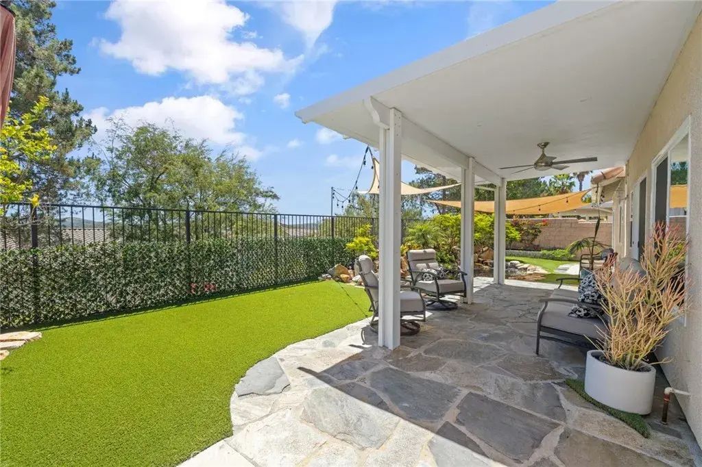 14 Helmcrest, Aliso Viejo