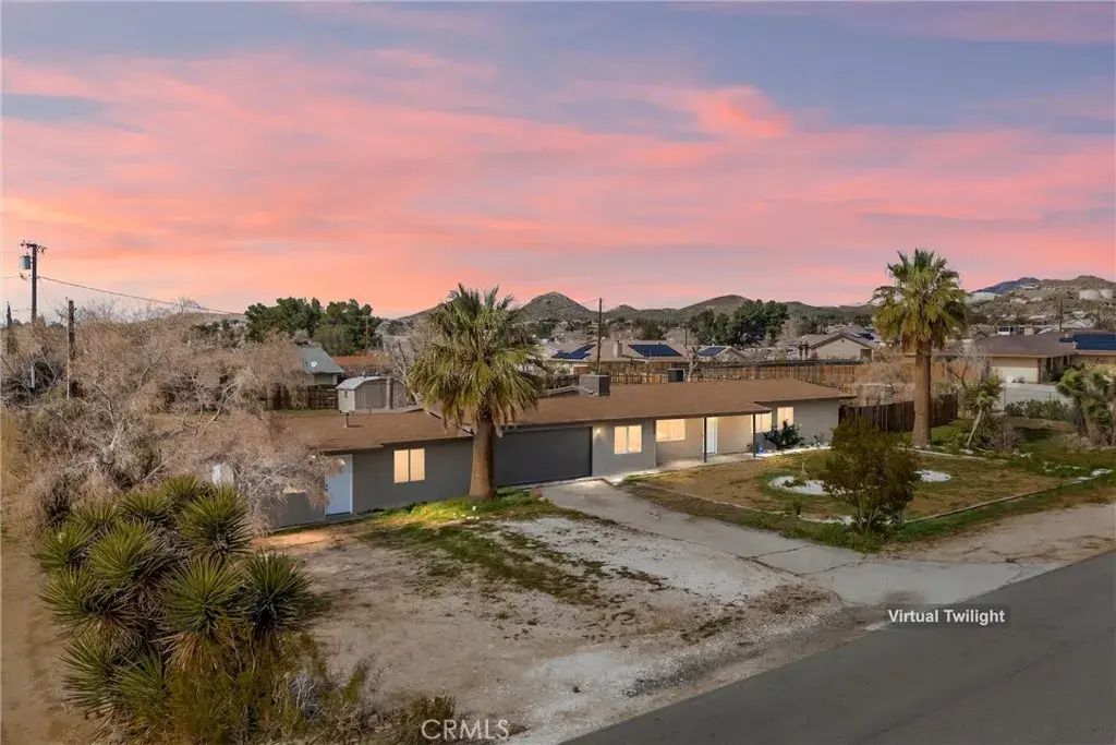 15944 Wintun Road, Apple Valley