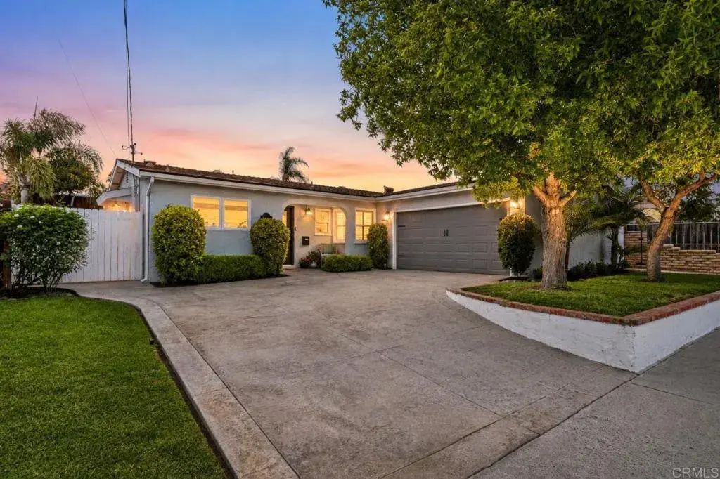 5032 Mount Etna Drive, 
